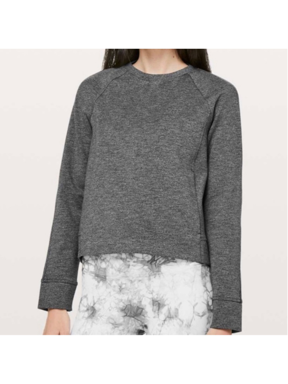 Lululemon On-Track Crew
Heathered Black Women’s Pullover Size 10